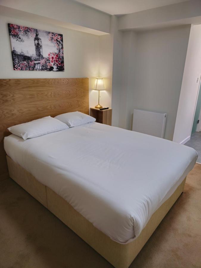 Homefield Lodge Лондон Екстериор снимка