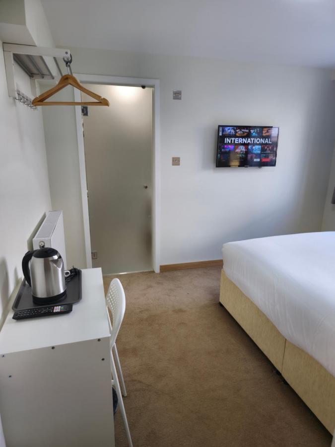 Homefield Lodge Лондон Екстериор снимка