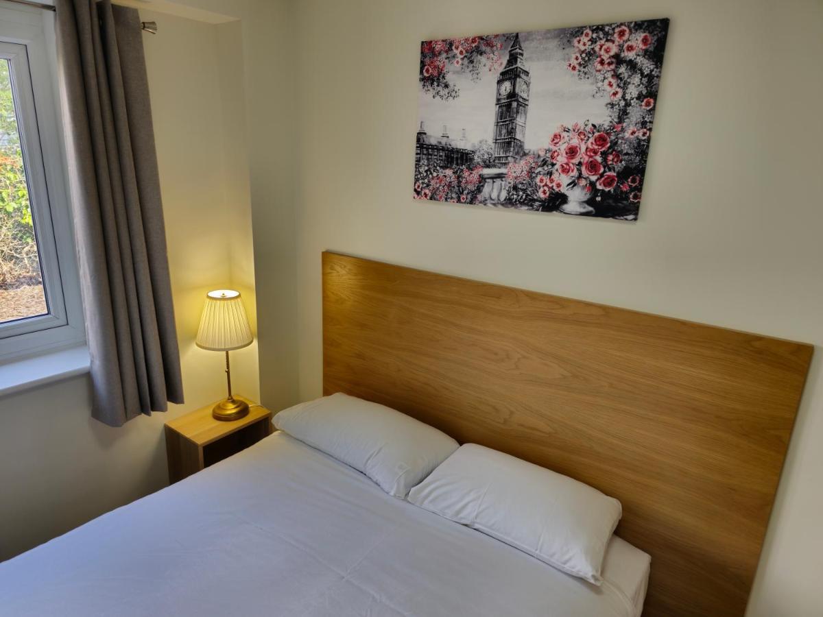 Homefield Lodge Лондон Екстериор снимка