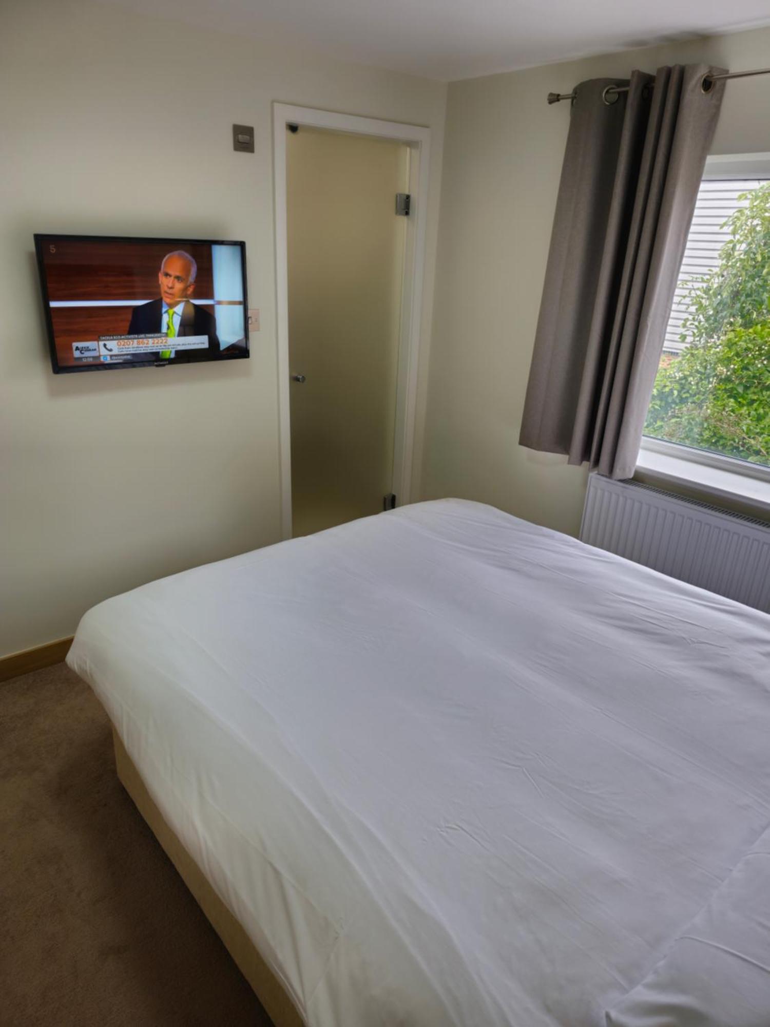 Homefield Lodge Лондон Екстериор снимка