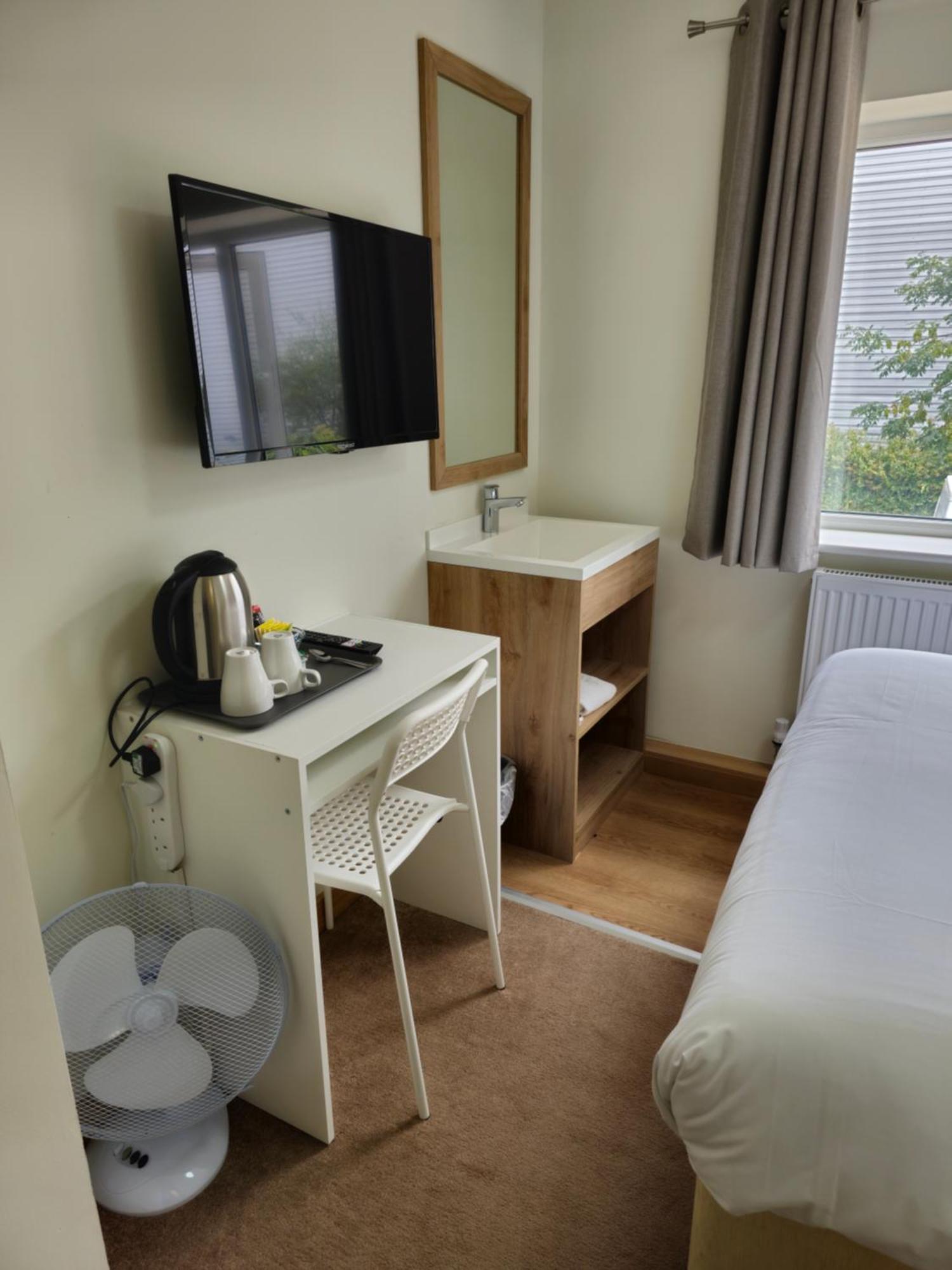 Homefield Lodge Лондон Екстериор снимка